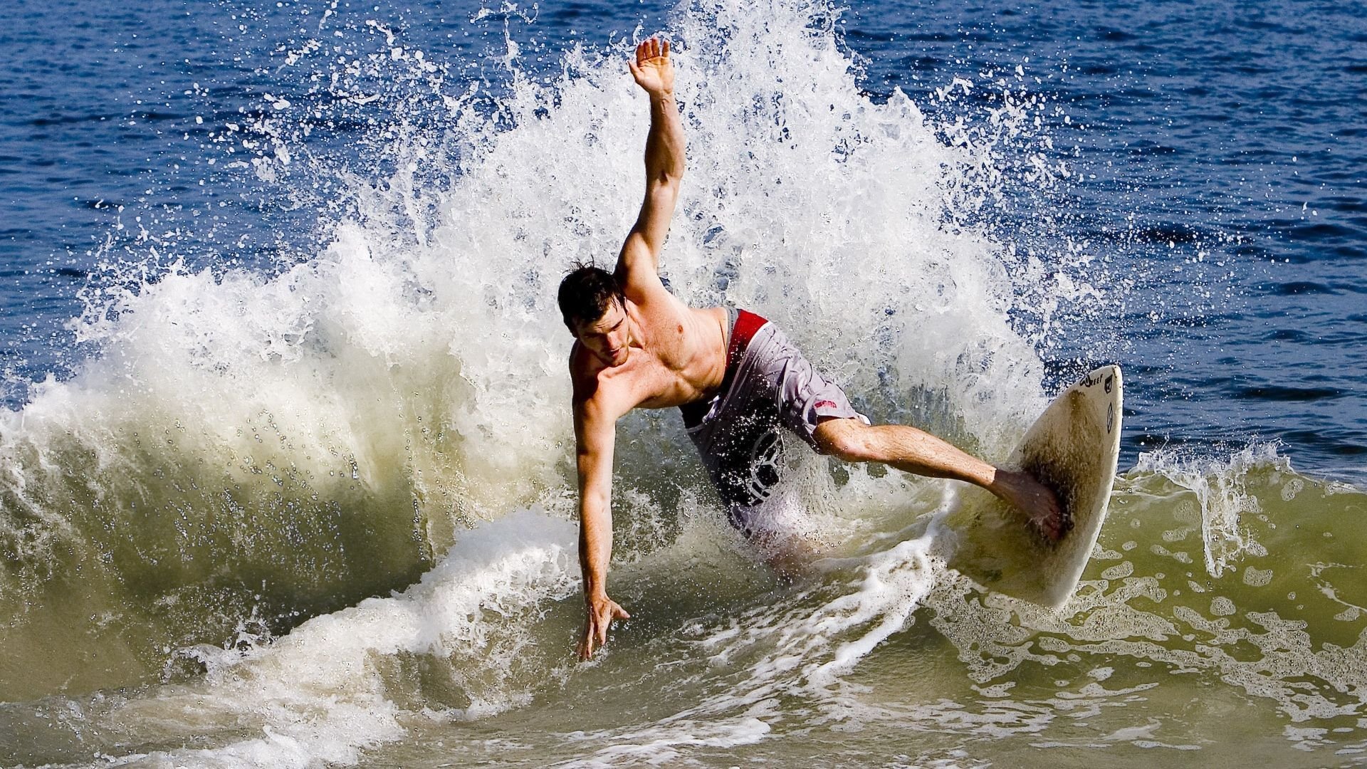 开云体育下载-从NBA季后赛到国际赛场，当爱尔兰式决胜局成为伊朗的叹息