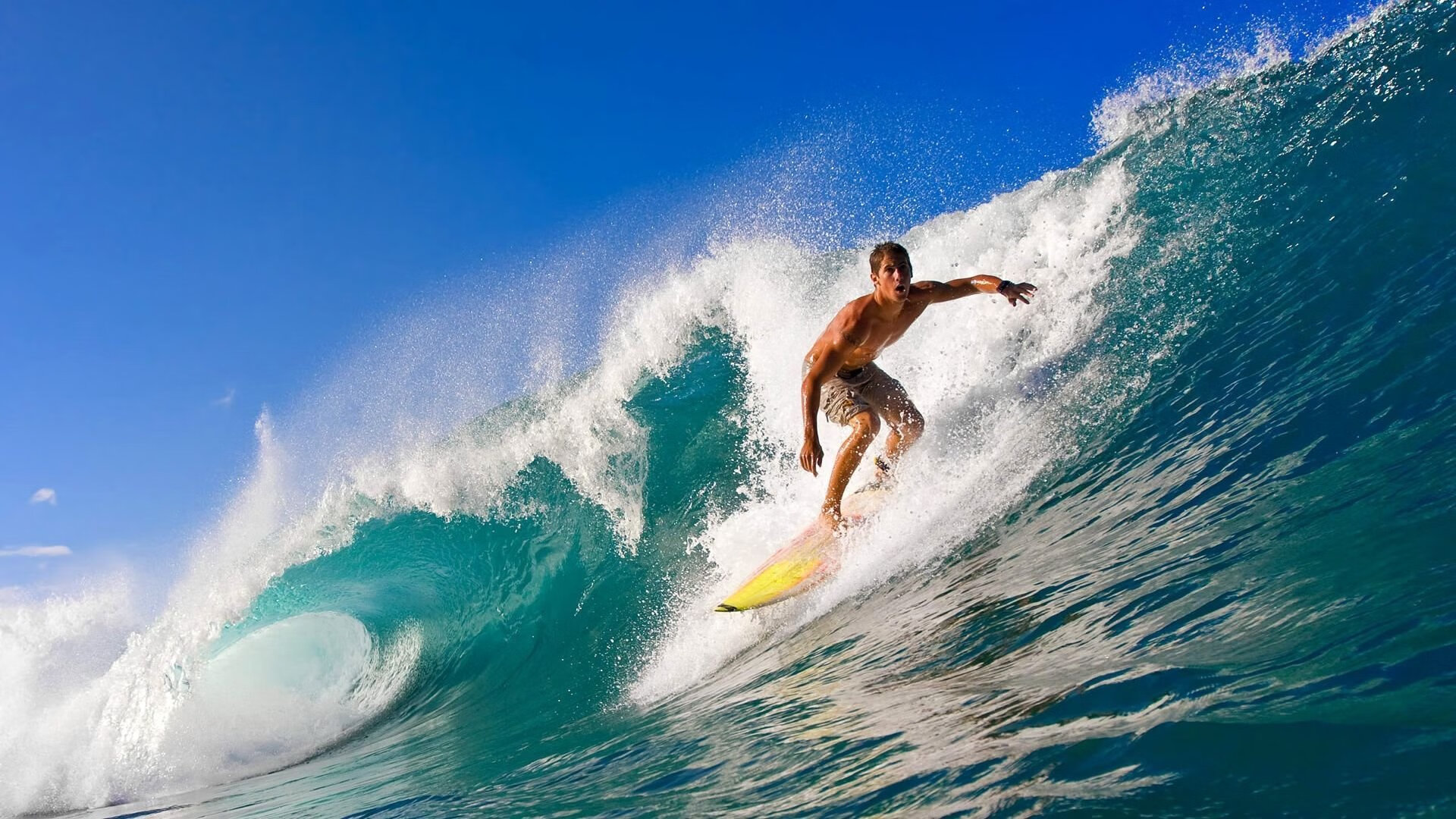 开云体育下载-欧冠半决赛之夜，莱奥，那个在攻防转换间重写比赛的人
